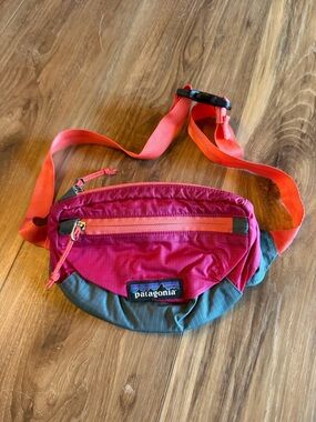 Patagonia Two-Tone Magenta & Teal Waist Pack with Orange Strap